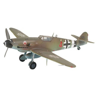 Сборные модели самолетов ВВС Германии времен второй мировой войны.