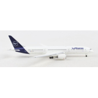 Самолет Boeing 787-9 Lufthansa 1:500 535946.