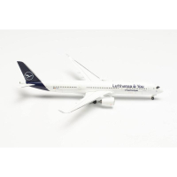 Модель самолёта Lufthansa Airbus A350-900 «Lufthansa & You» — D-AIXP, 1:500 herpa 536066.
