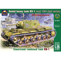 Сборная модель Советский тяжелый танк КВ-1, поздняя версия, производства ARK Models, масштаб 1/35, артикул: 35033