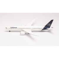 ������ �������� Lufthansa Boeing 787-9  � D-ABPA �Berlin�. 1:200 572033.