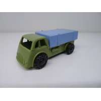 Советский игрушечный грузовой автомобиль, зеленая кабина синий кузов, пластик, сделанный в СССР в 80 годах.